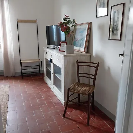 アパート Casa Palaie Colline Firenze ポンタッシエーヴェ