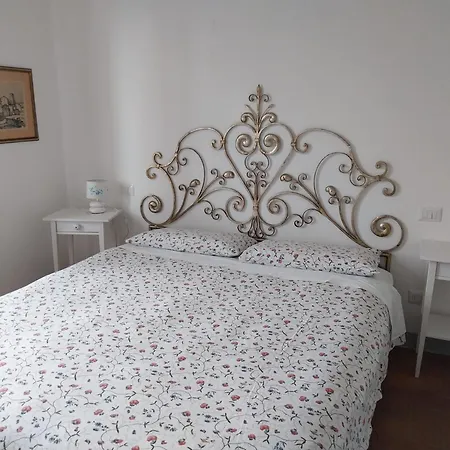 Casa Palaie Colline Firenze アパート *